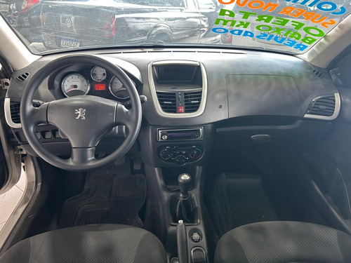 Peugeot 207 1.4 Xr Flex 5p