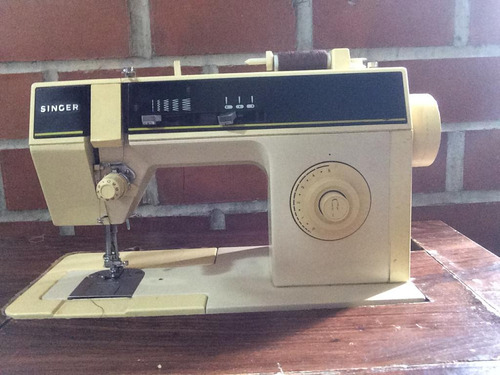 Maquina De Coser Singer