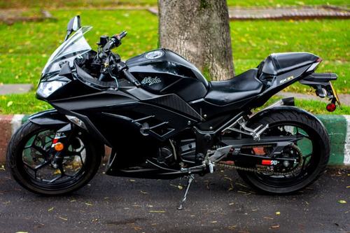 Kawasaki Ninja 300