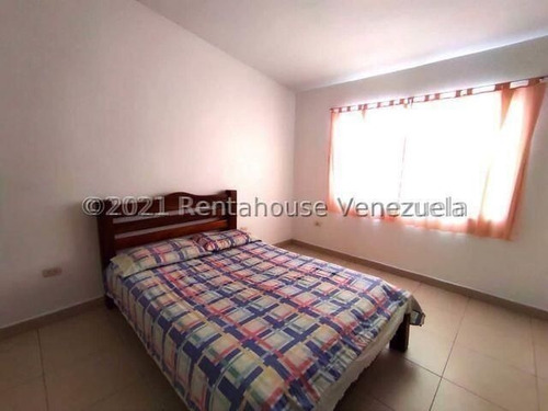Imagen 8 de 14 de Casa En Venta Urb. Los Girasoles Cod 22-3097 Dlc