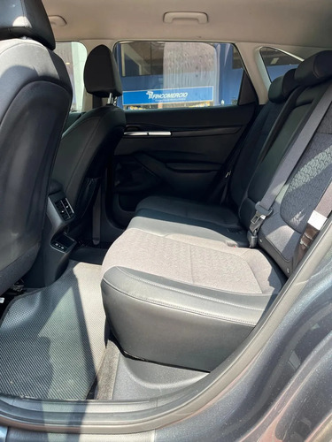 Kia Seltos 2.0 Vibrant 4X4 At