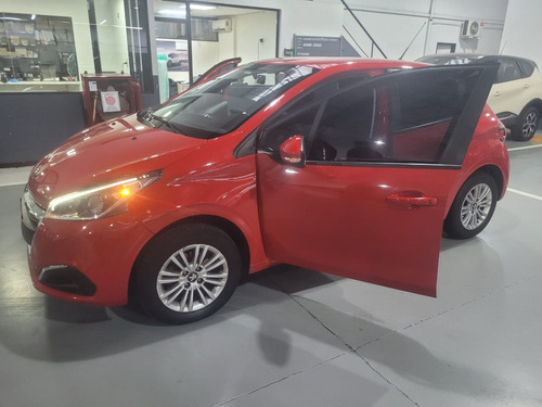 Peugeot 208 1.6 Allure