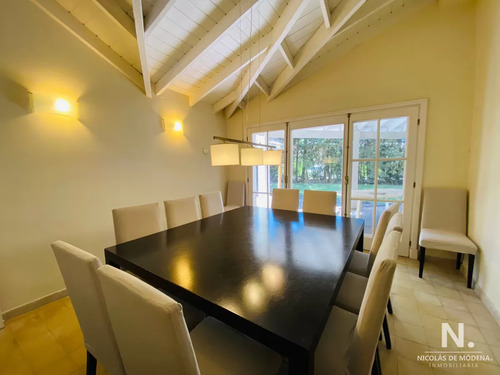 Casa En Alquiler Barrio Laguna Blanca Punta Del Este Cuatro Dormitorios