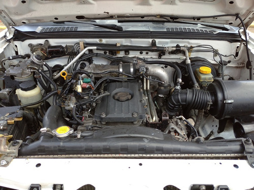 Imagen 13 de 14 de Nissan Frontier 4x4 Diesel - Sincronica
