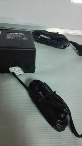 Imagen 4 de 6 de Adaptador Yamaha Para Teclado Ac120v 60hz/dc12v Pa5d