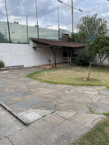 Casa 3 Dormitorios En Carrasco Norte