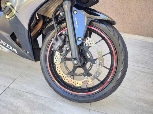 Imagem 11 de 15 de Honda Cbr 500r Abs 2016