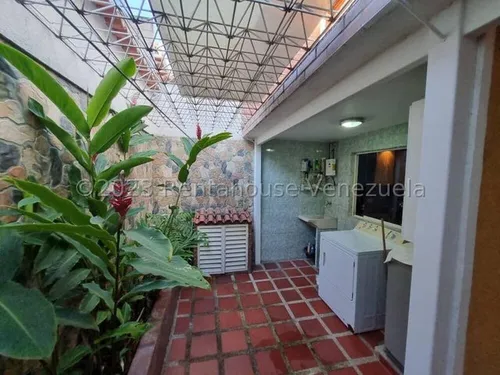 Casa En Venta - Yr 24-579