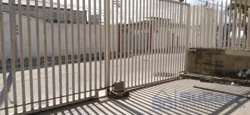 Arriendo-venta Bodega Completamente Pintada Valor De Venta : $2,147,483,647 Cod. 37036