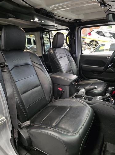 Jeep Wrangler 3.6 Unlimited Sahara 4x4 At