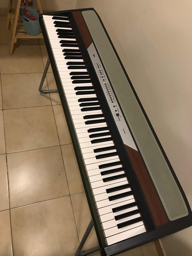Piano Digital Korg Sp-250
