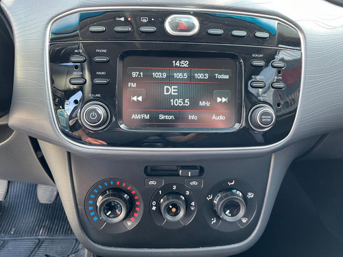 Fiat Punto Essence 1.6 16v Flex Mec.