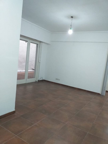 Imagen 3 de 12 de Departamento En Venta En Flores
