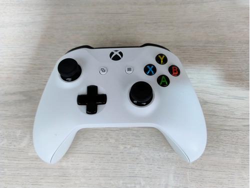 Control Xbox One Blanco Usado