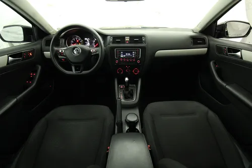 Volkswagen Jetta 2.5 Trendline Tiptronic At