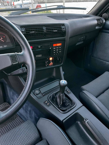 Imagen 20 de 20 de Bmw 325i E30