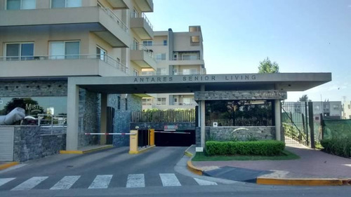 Imagen 1 de 10 de Departamento En Venta Con Renta En El Complejo Antares, Edificio Metallo: