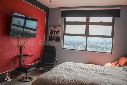 Imagen 12 de 20 de Venta De Apartamento De 556 M2 En Ph Golf Tower, Altos Del Golf 22-9301