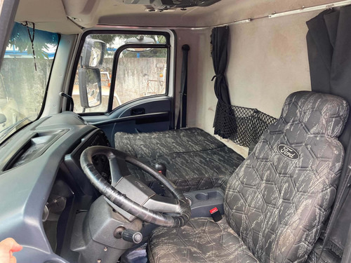 Imagem 10 de 11 de Ford Cargo 2429
