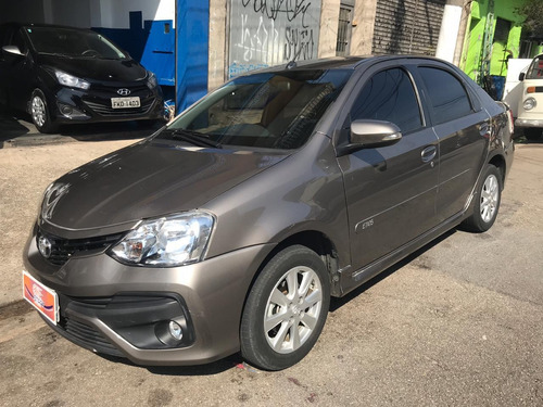 Toyota Etios 1.5 Xls Sedan 16v Flex 4p Automático