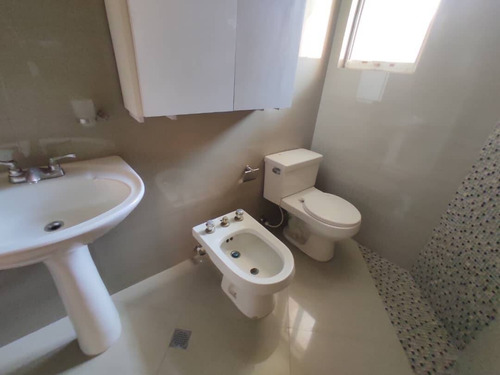 Imagen 9 de 18 de Marialba Giordano Apartamento En Venta La Trigaleña Valencia 143205