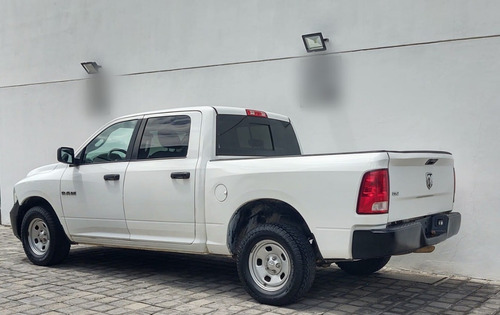 Imagen 5 de 12 de Ram 1500 Crew Cab Slt V6 4x2