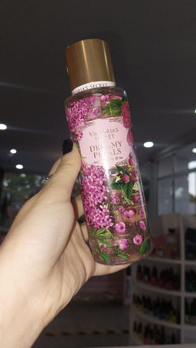 Victoria's Secret Dreamy Petals Body Mist Mujer Spray