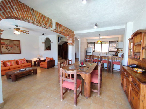 Casa En Privada En Tequesquitengo, Jojutla, Morelos - Ham-581-cp