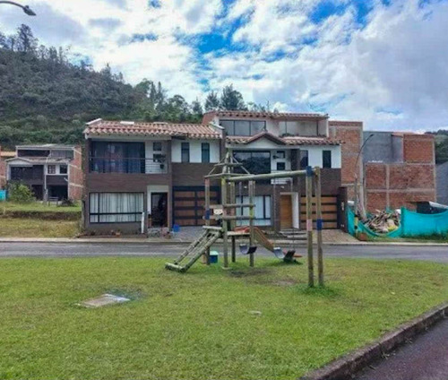 Lote Urbano En Unidad Abierta En El Retiro Antioquia