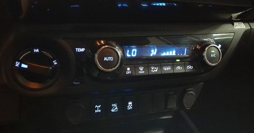 Toyota Hilux 2.8 Cd Srx 177cv 4x4 At