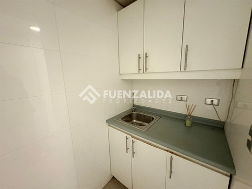 Luminosa Oficina En Venta A Pasos De Metro Escuela Militar