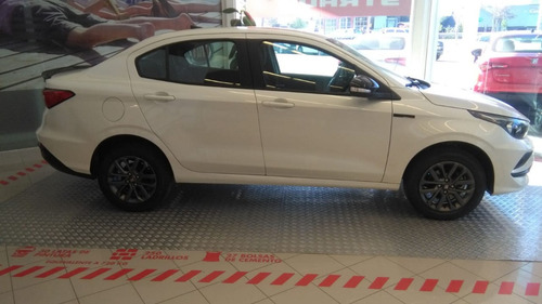 Imagen 8 de 9 de Fiat Cronos 1.3 Gse Drive Pack Style