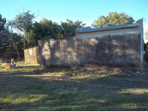 Terreno Con Casa Vieja