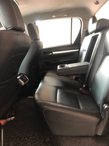 Toyota Hilux 2.8 Srv 4x4 Cd 16v Diesel 4p Automático