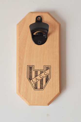 Destapador De Cerveza Imantado De Pared Imagen Personalizada Color Escudo De Futbol