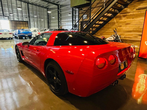 Imagen 6 de 12 de Chevrolet Corvette Coupe 1998
