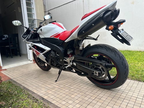Yamaha R1 2008