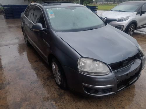 Volkswagen  Vento  Luxuri Tdi