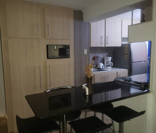 Imagen 5 de 14 de Apartamento En Venta En Laguna Ii (marco 04243431163)
