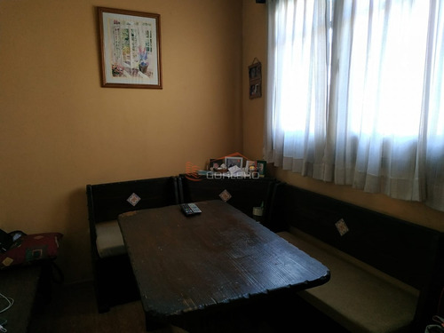 Venta De Apartamento En Ph Montevideo, Parque Batlle, Excelente Ubicación, 3 Dormitorios- Ref: 26638