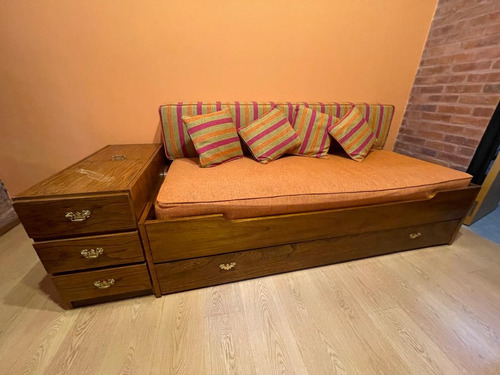 Sofá Cama Con Carrito Y Cajonera Marrón Claro Rayado (Usado)