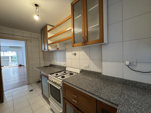 Alquiler 3 Ambientes Apto Profesional · 85m2 · Cochera