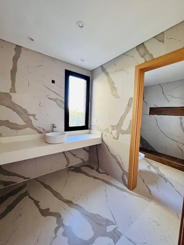 Imagen 14 de 30 de Excelente Casa En San Matías, 4 Dormitorios, Dependencia Y Piscina!!