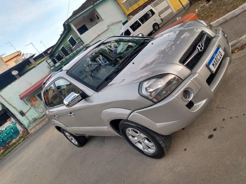Imagem 4 de 15 de Hyundai Tucson Gl, 4x2, 2.0, 16v.