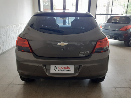 Chevrolet Onix Ltz 2013