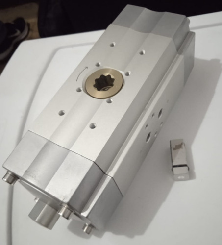 Unidad Giratoria, Marca: Festo, Modelo: Dfpb-10-290-s4-f0 (Usado)