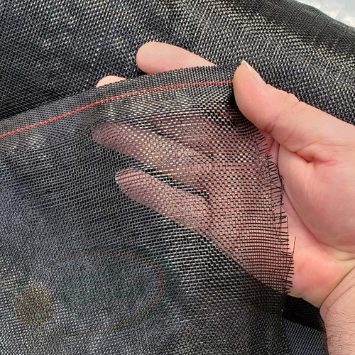 Imagem 2 de 9 de Tela Sombrite Nylon Preta Proteção Estufa Horta 50% 3x88m