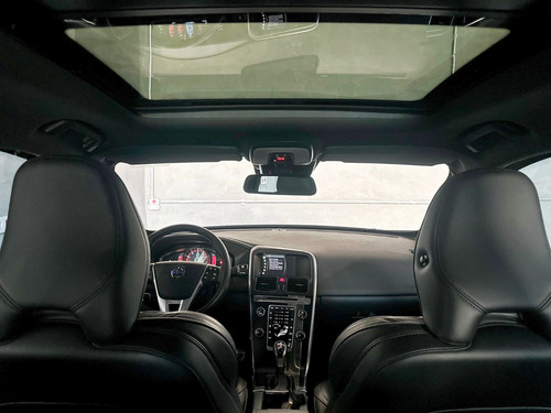 Volvo XC60 2.0 T5 R-design 5p