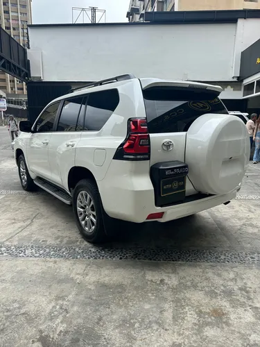 Toyota Prado Vx 2022 Blanco