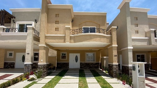 Imagen 1 de 14 de Casa En Venta En Pachuca Exclusivo Fraccionamiento